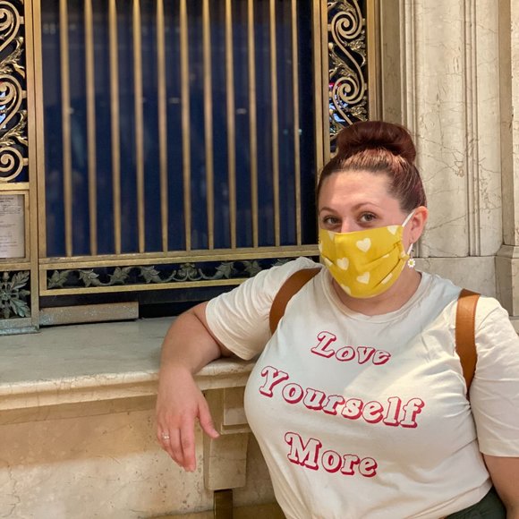 Love yourself tee - Picture 4 of 5